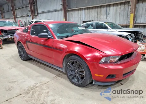 2012 Ford Mustang z USA, uszkodzony, nr VIN 1ZVBP8AM0C5277739